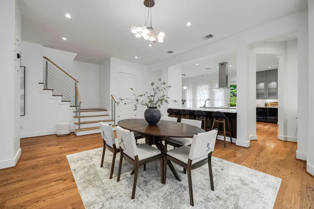 1518 W Clay Street Houston, TX 77019