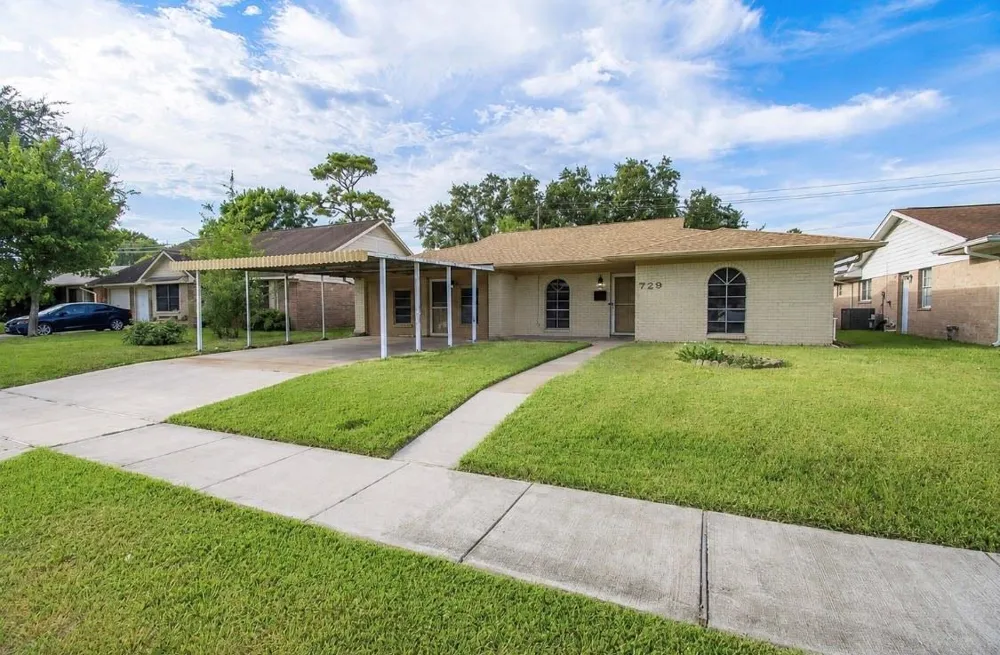 729 Arbor Drive Deer Park, TX 77536