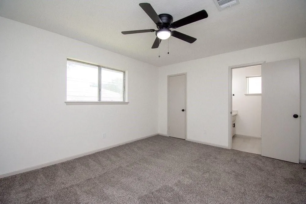 729 Arbor Drive Deer Park, TX 77536