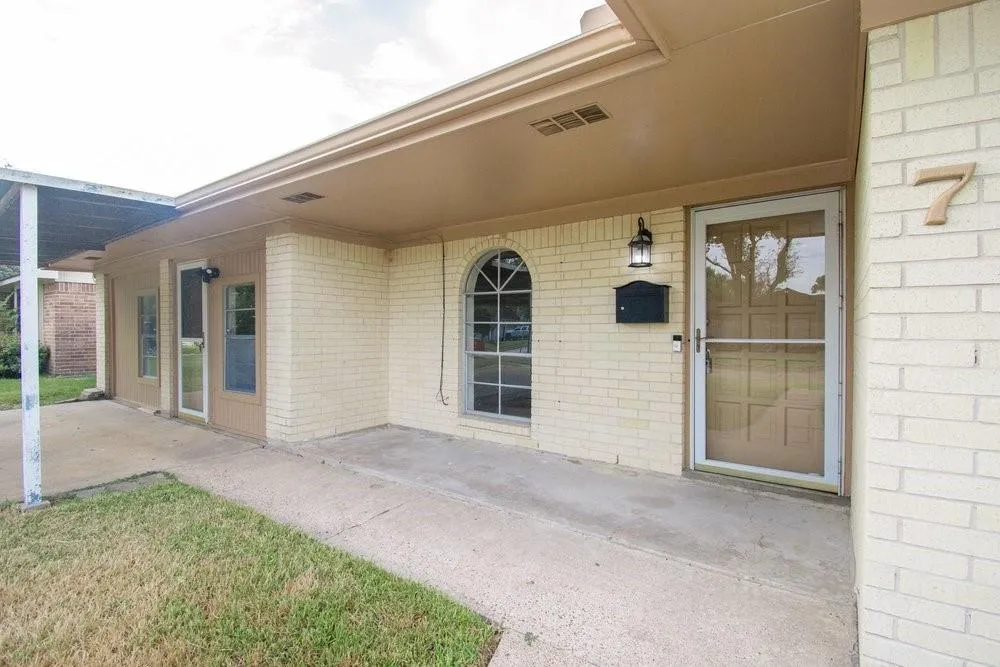 729 Arbor Drive Deer Park, TX 77536