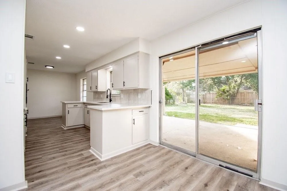729 Arbor Drive Deer Park, TX 77536