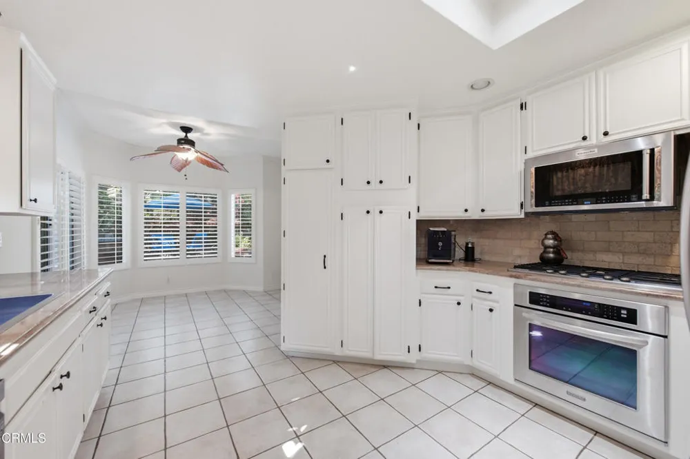 12366 Cherry Grove Street Moorpark, CA 93021