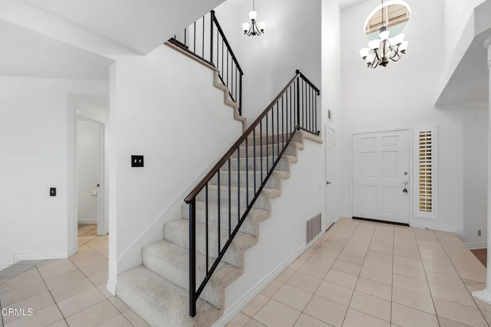 12366 Cherry Grove Street Moorpark, CA 93021