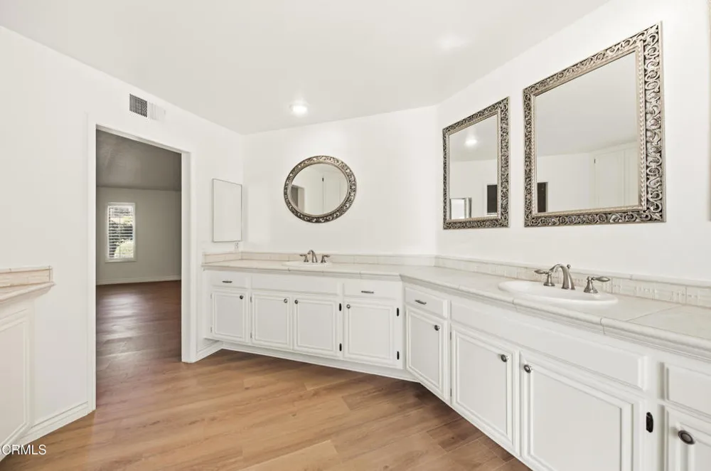 12366 Cherry Grove Street Moorpark, CA 93021