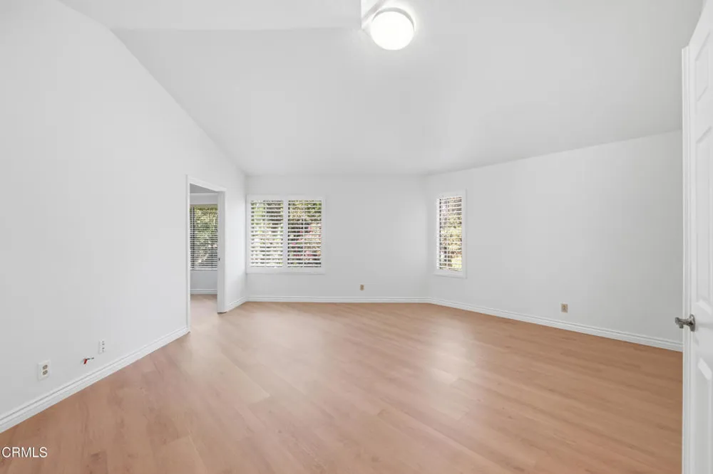 12366 Cherry Grove Street Moorpark, CA 93021