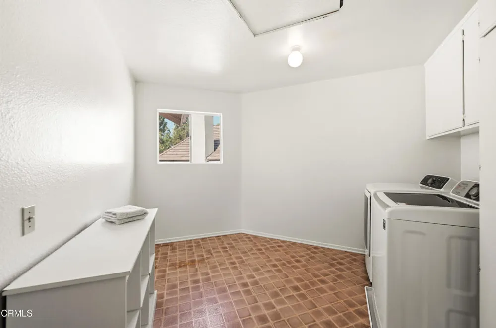 12366 Cherry Grove Street Moorpark, CA 93021
