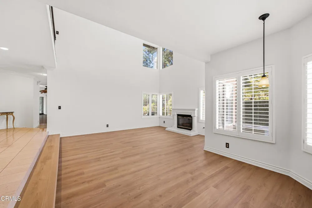 12366 Cherry Grove Street Moorpark, CA 93021