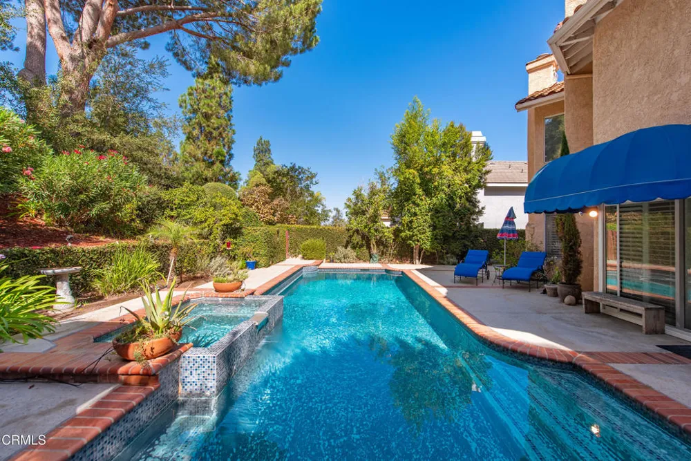12366 Cherry Grove Street Moorpark, CA 93021