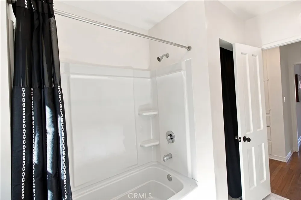 849 Buena Vista Burbank, CA 91505