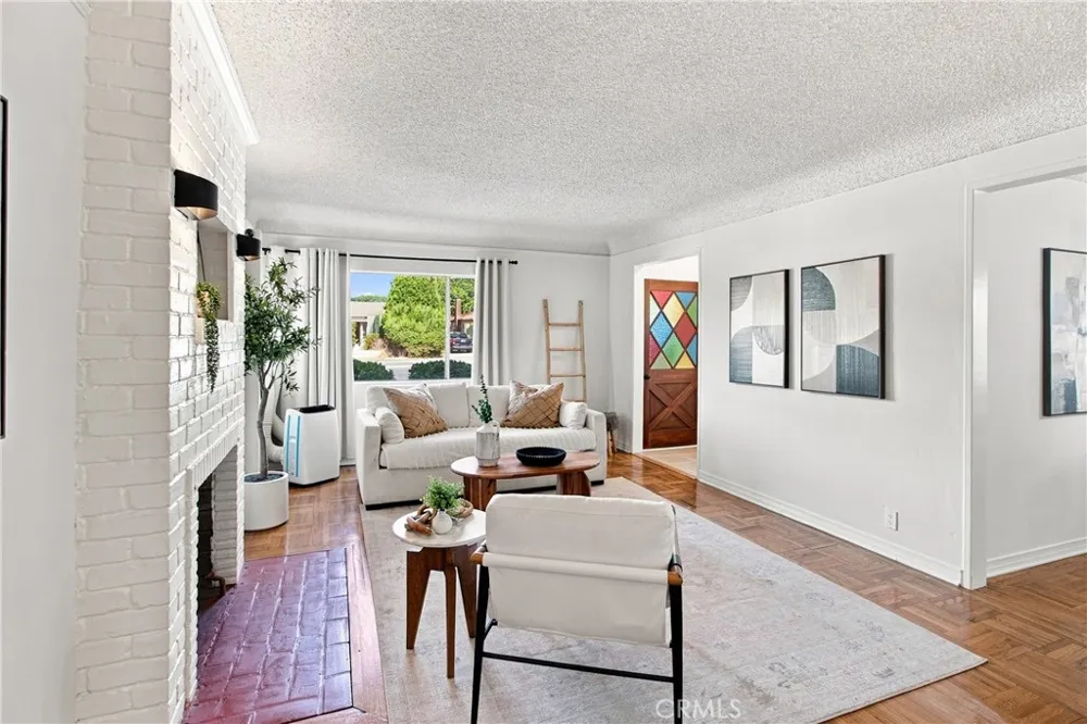 849 Buena Vista Burbank, CA 91505