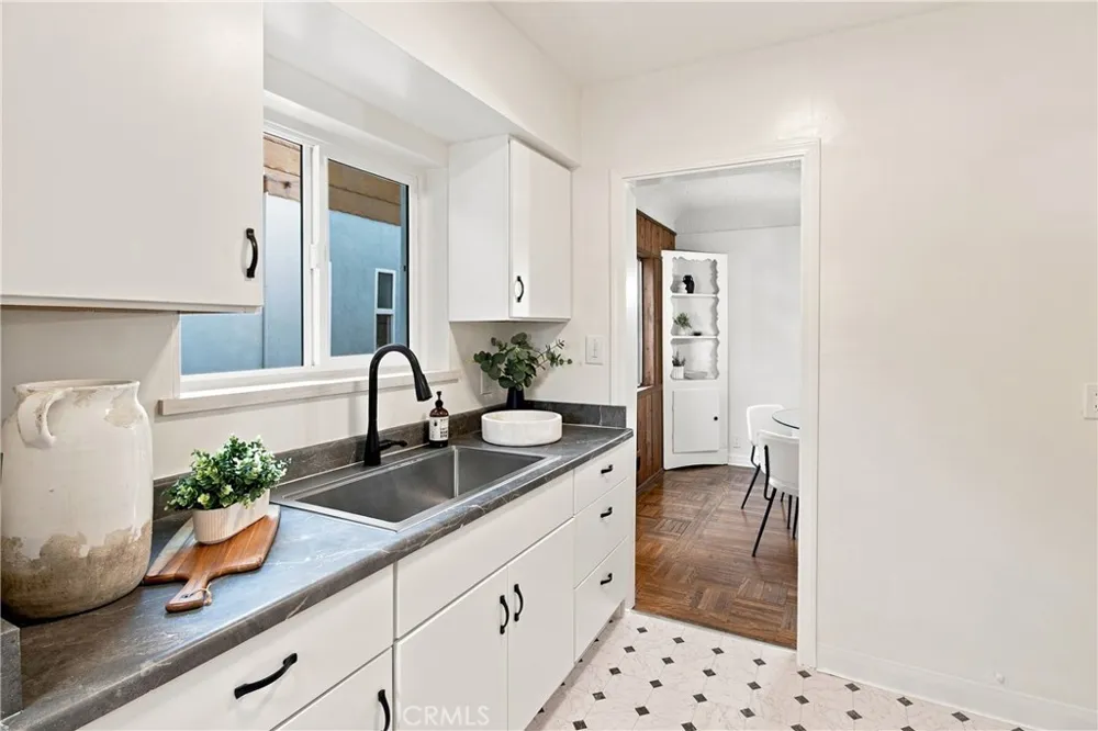 849 Buena Vista Burbank, CA 91505