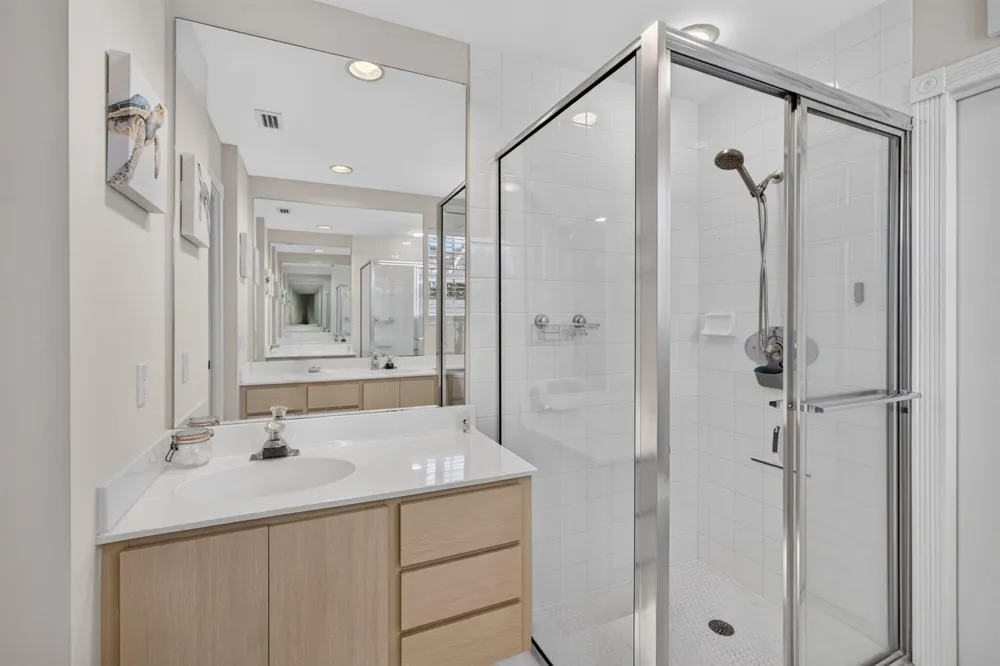 4238 ROYAL OAK DRIVE Palm Beach Gardens, FL 33410