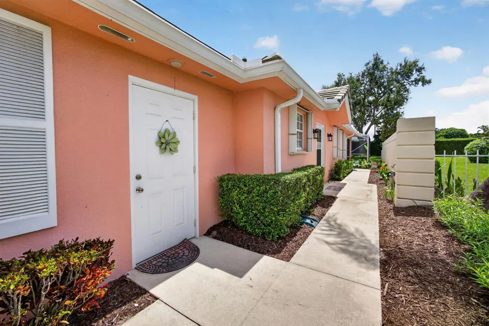 4238 ROYAL OAK DRIVE Palm Beach Gardens, FL 33410