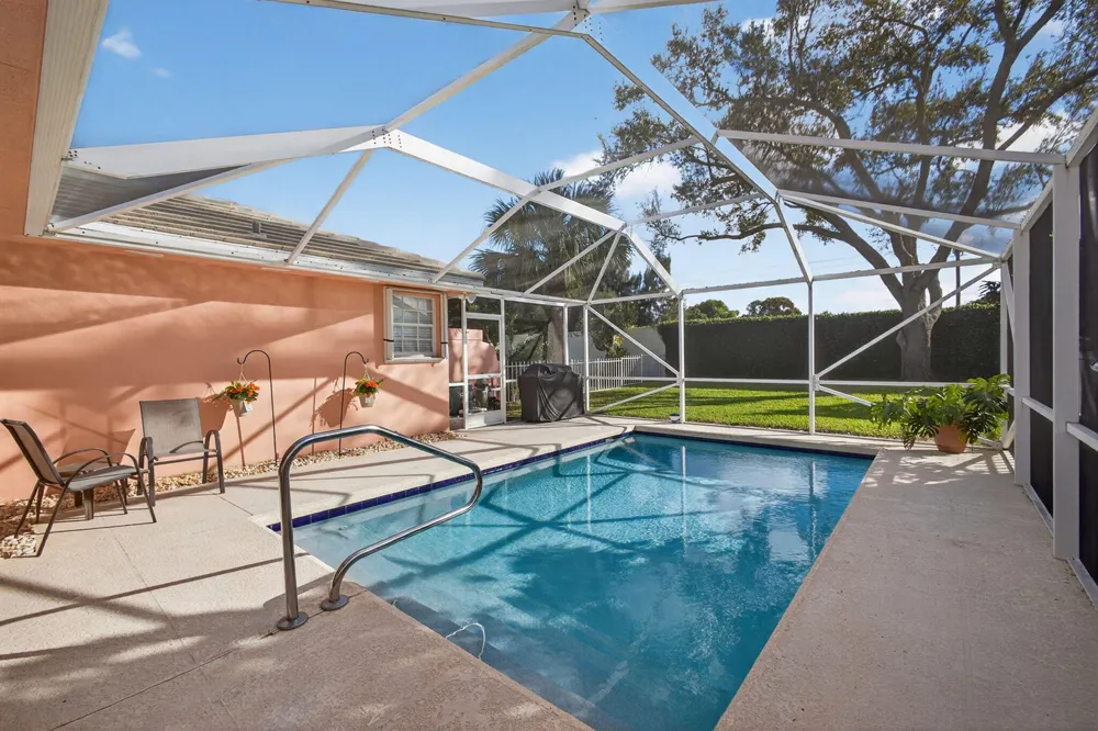 4238 ROYAL OAK DRIVE Palm Beach Gardens, FL 33410