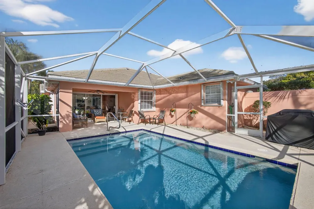 4238 ROYAL OAK DRIVE Palm Beach Gardens, FL 33410