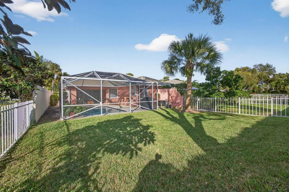 4238 ROYAL OAK DRIVE Palm Beach Gardens, FL 33410