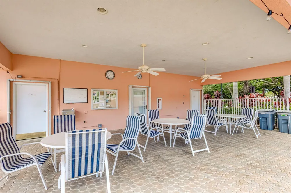4238 ROYAL OAK DRIVE Palm Beach Gardens, FL 33410