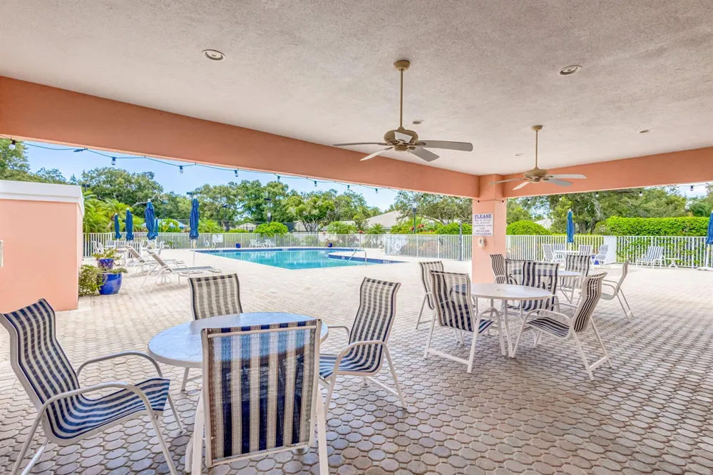 4238 ROYAL OAK DRIVE Palm Beach Gardens, FL 33410