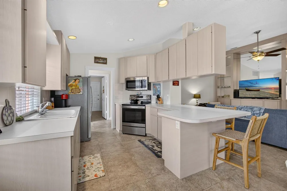 4238 ROYAL OAK DRIVE Palm Beach Gardens, FL 33410
