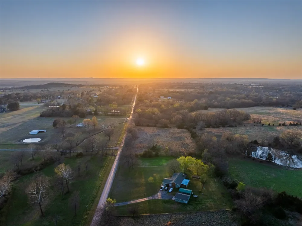 6 E 36th Street Okmulgee, OK 74447