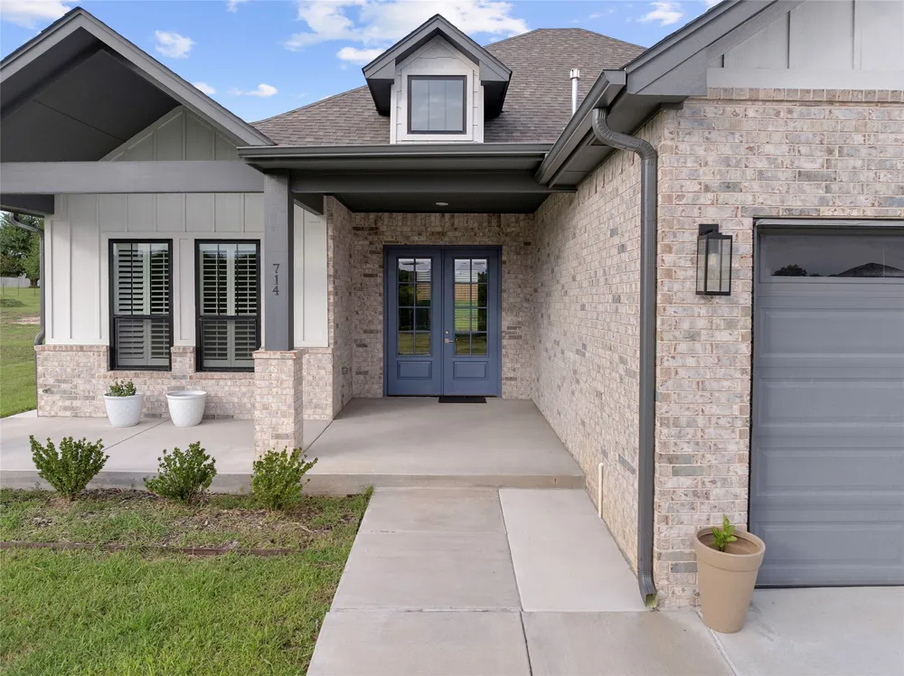 714 Prairie View Road Ardmore, OK 73401
