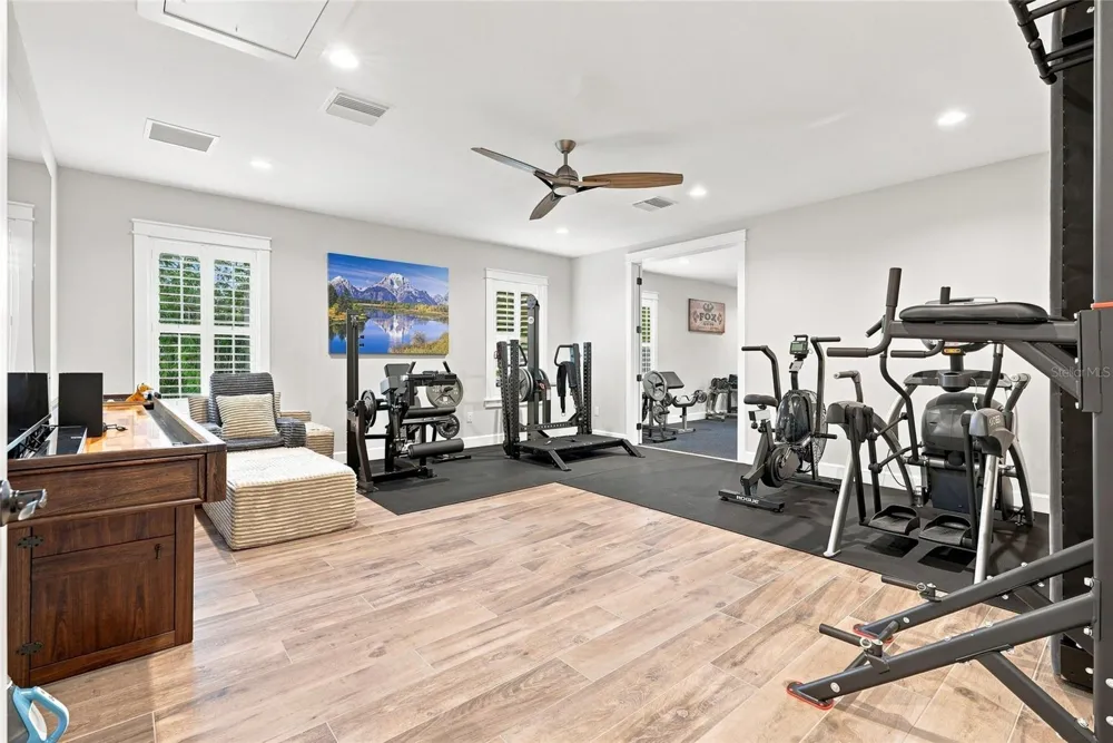 4309 W BARCELONA STREET Tampa, FL 33629