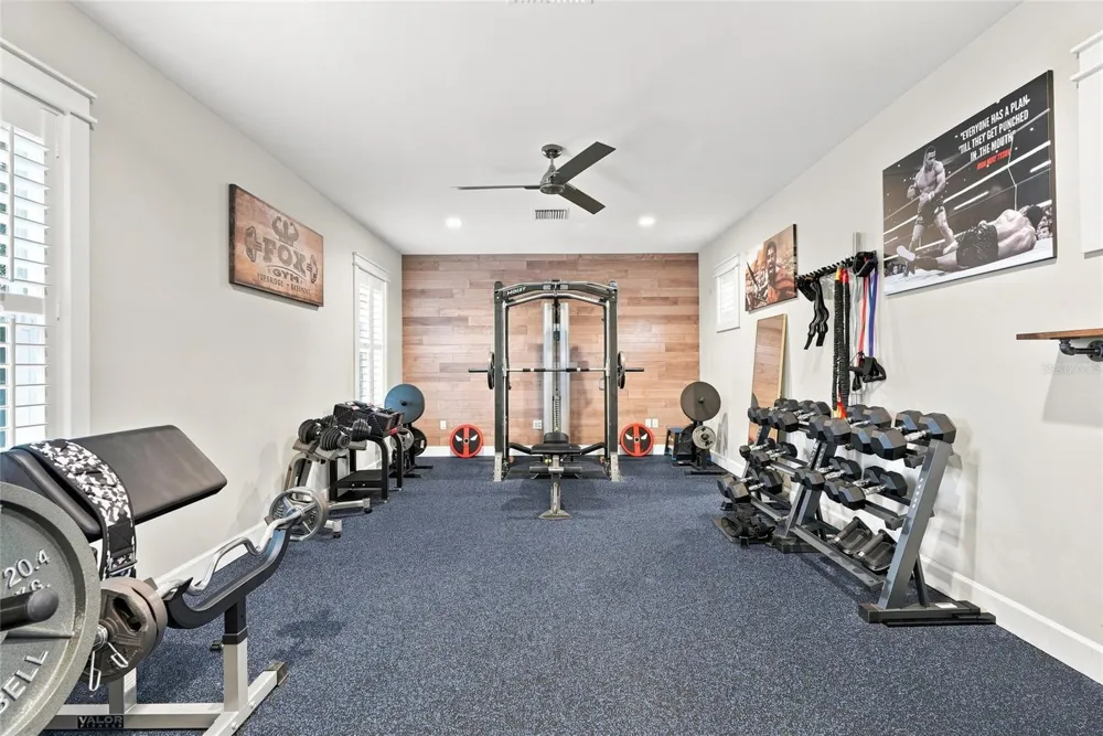 4309 W BARCELONA STREET Tampa, FL 33629