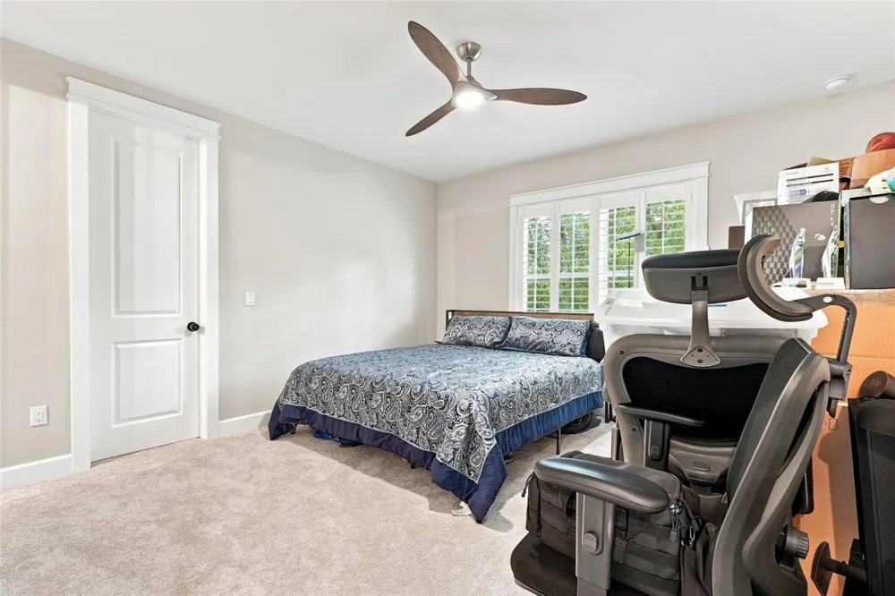 4309 W BARCELONA STREET Tampa, FL 33629