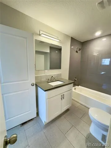 345 S Forest Street Denver, CO 80246