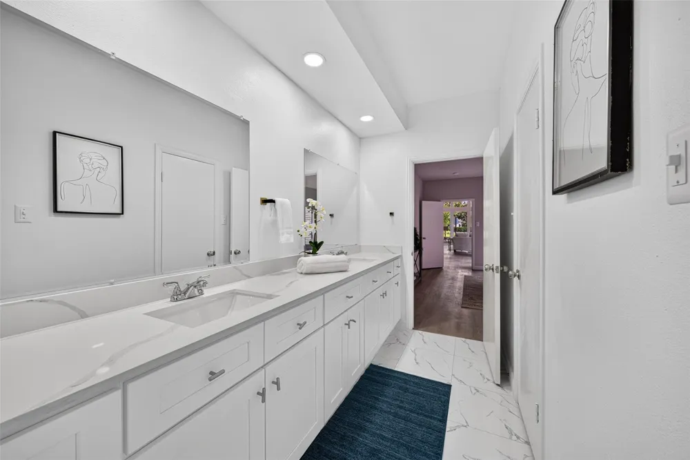 9592 Doliver Drive Houston, TX 77063