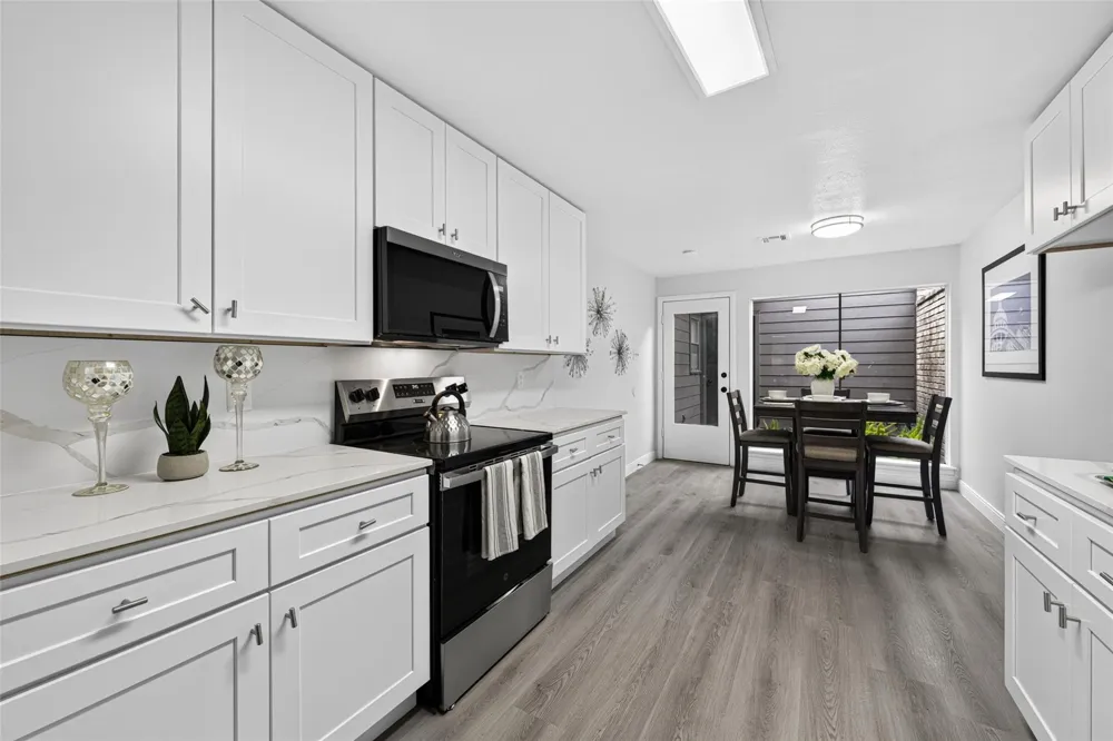 9592 Doliver Drive Houston, TX 77063