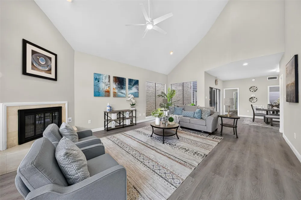 9592 Doliver Drive Houston, TX 77063