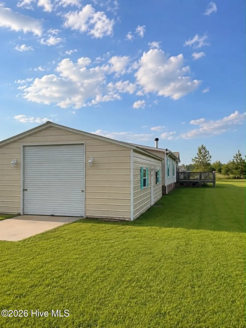 7537 Burney Road White Oak, NC 28399