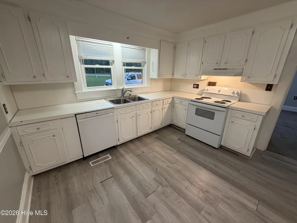14219 Us 264 Highway E Pinetown, NC 27865