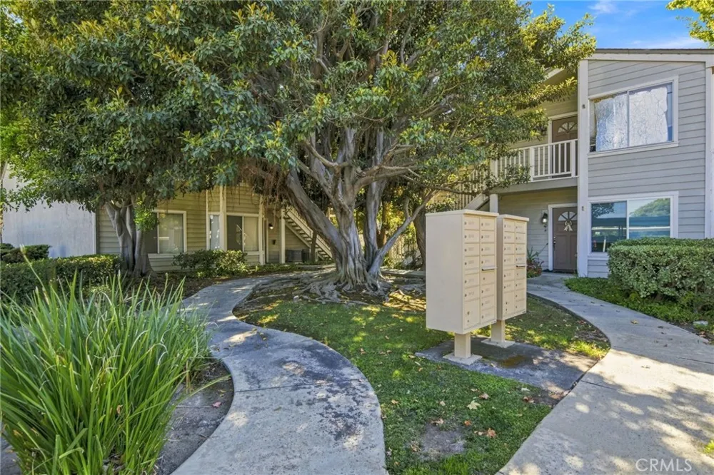 22224 S Vermont Avenue #202C Torrance, CA 90502