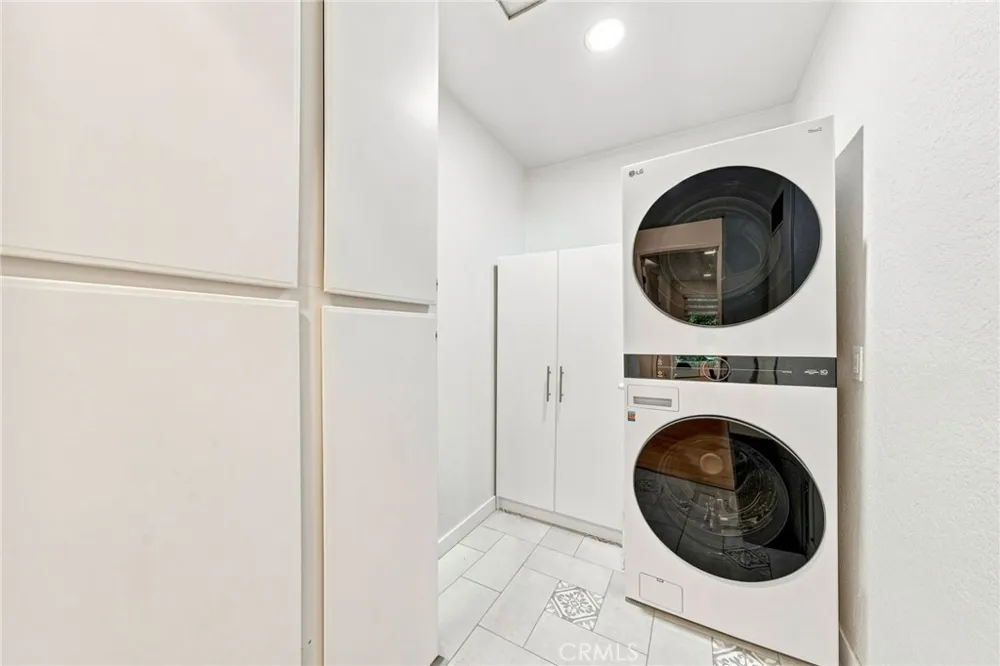 22224 S Vermont Avenue #202C Torrance, CA 90502
