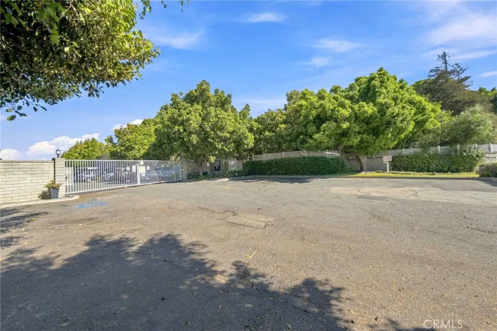 22224 S Vermont Avenue #202C Torrance, CA 90502