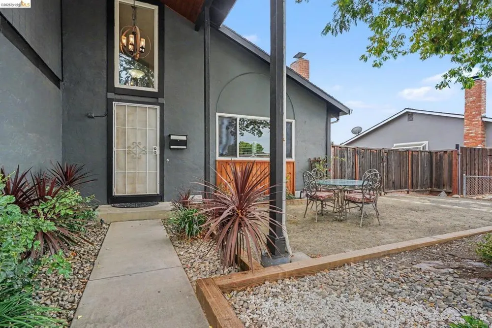 182 Anna Maria St Livermore, CA 94550