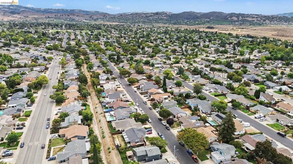 182 Anna Maria St Livermore, CA 94550