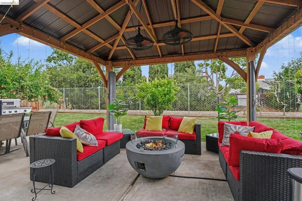 182 Anna Maria St Livermore, CA 94550