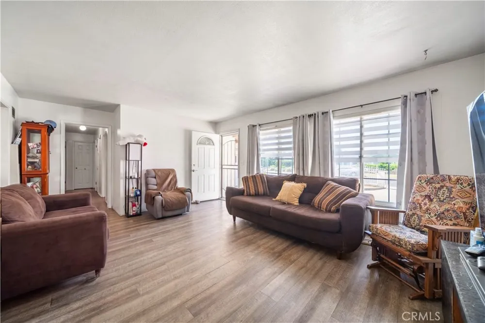 14843 Prichard La Puente, CA 91744