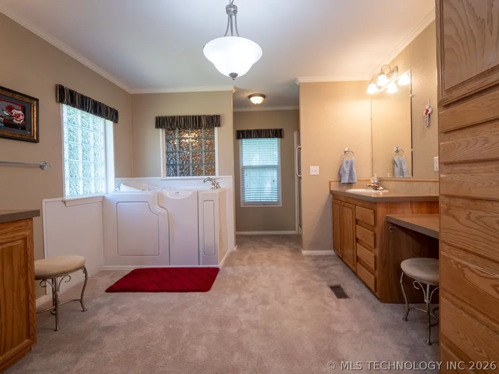 4750 Willis Drive Kingston, OK 73439