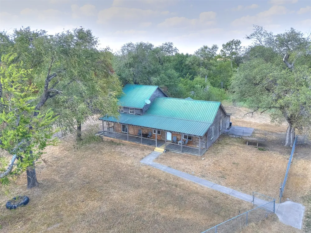 9711 US Highway 60 Road Nowata, OK 74048