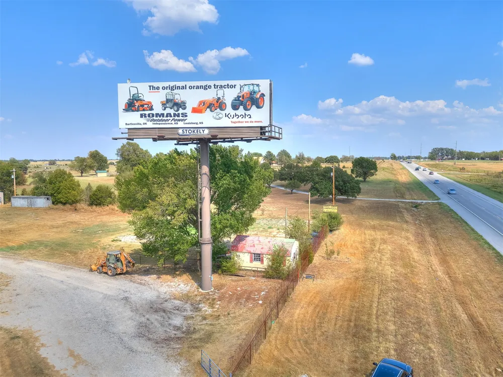 9711 US Highway 60 Road Nowata, OK 74048