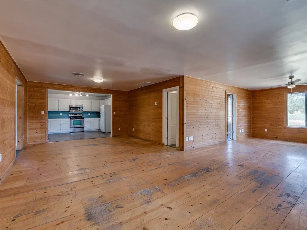 9711 US Highway 60 Road Nowata, OK 74048