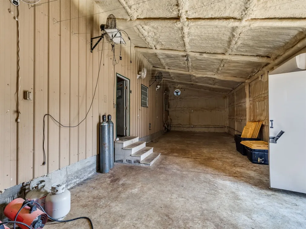 9711 US Highway 60 Road Nowata, OK 74048