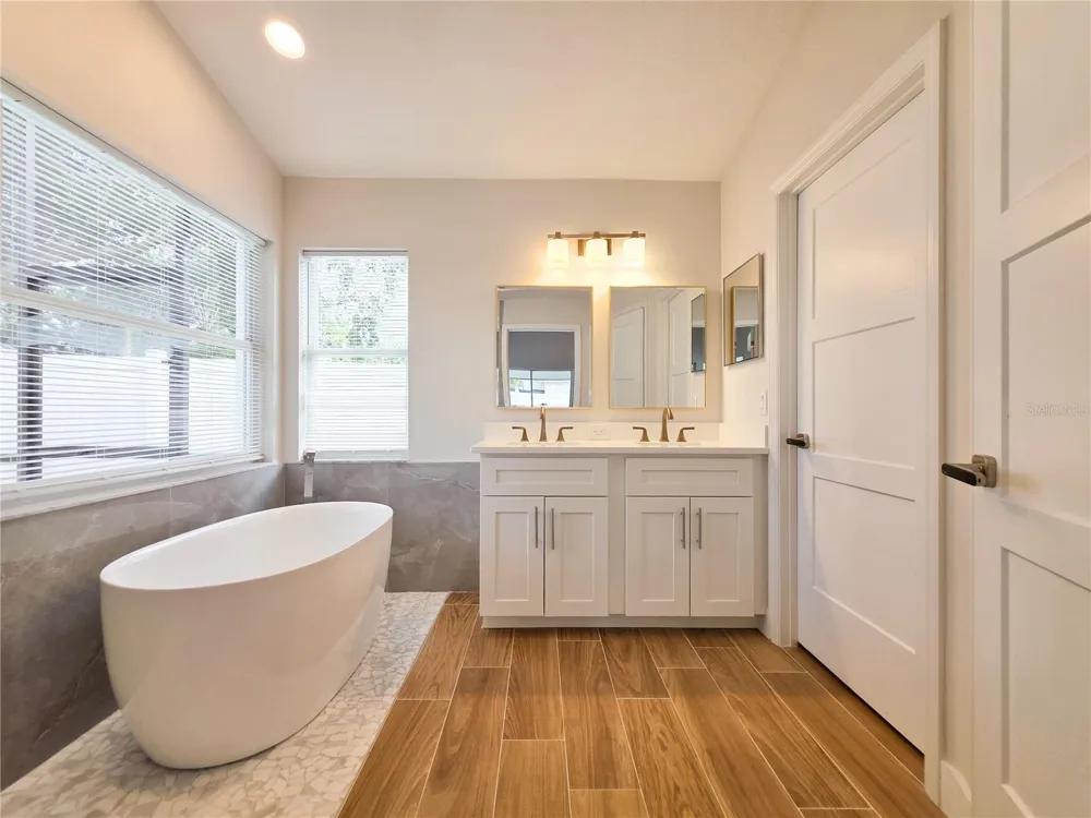 12026 WINDING WOODS WAY Lakewood Ranch, FL 34202