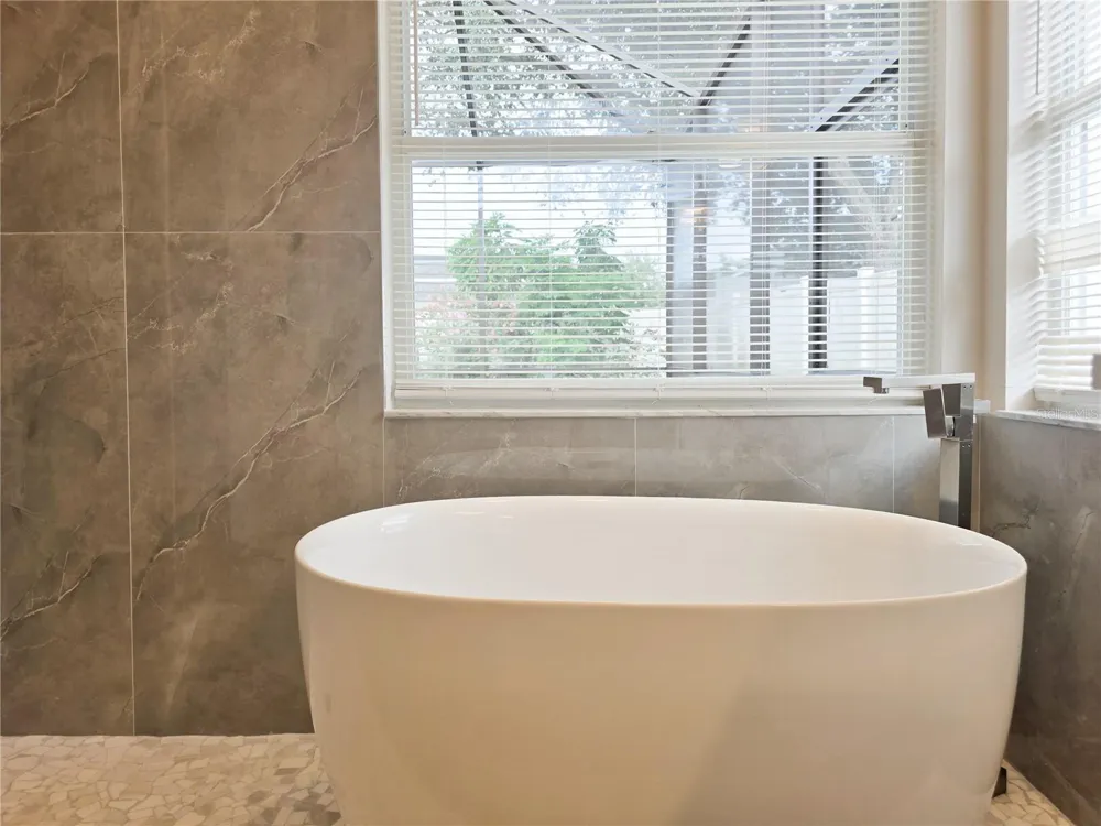 12026 WINDING WOODS WAY Lakewood Ranch, FL 34202