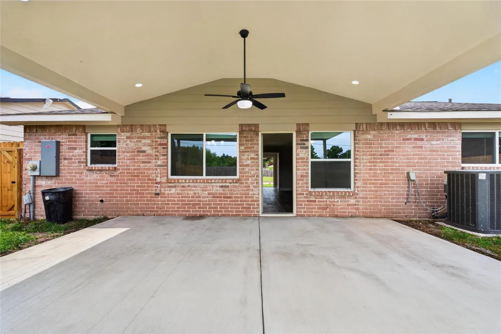 11726 Old Telegraph Road Houston, TX 77067