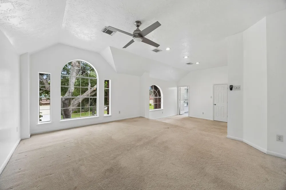 12206 Meadow Park Court Meadows Place, TX 77477